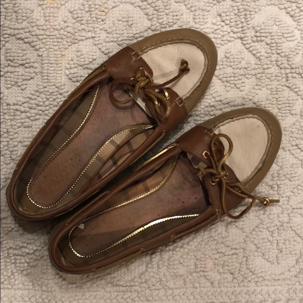 Sperrys!